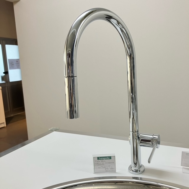 キッチンは水栓だけでもイメージが変わります！ | interesante