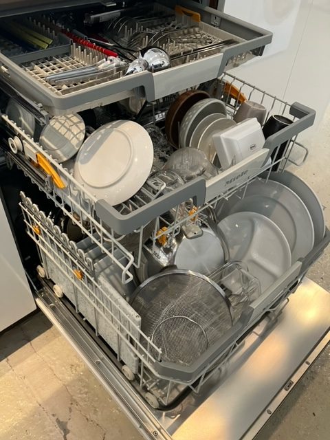 Miele食洗機 | interesante インテレサンテ